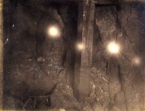 High ore 200 ft. level East Ore 25 ft.