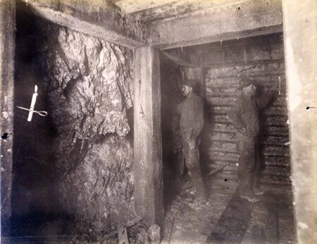 Anaconda Mine 1000 level West. Wealth of ore 75 ft.